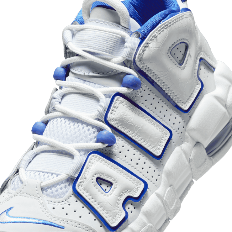 Nike Air More Uptempo (GS) Angle 4