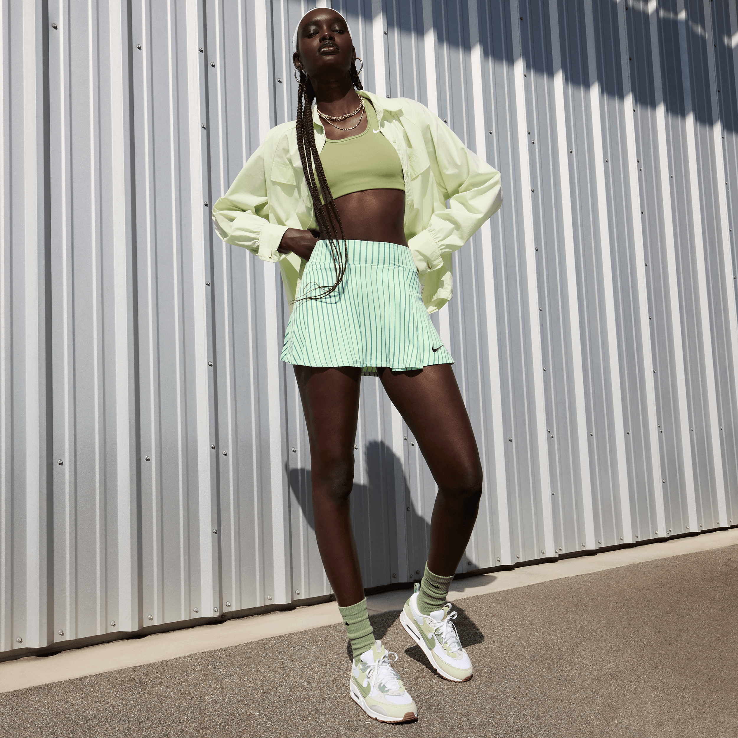 outfits to wear with nike air max womens