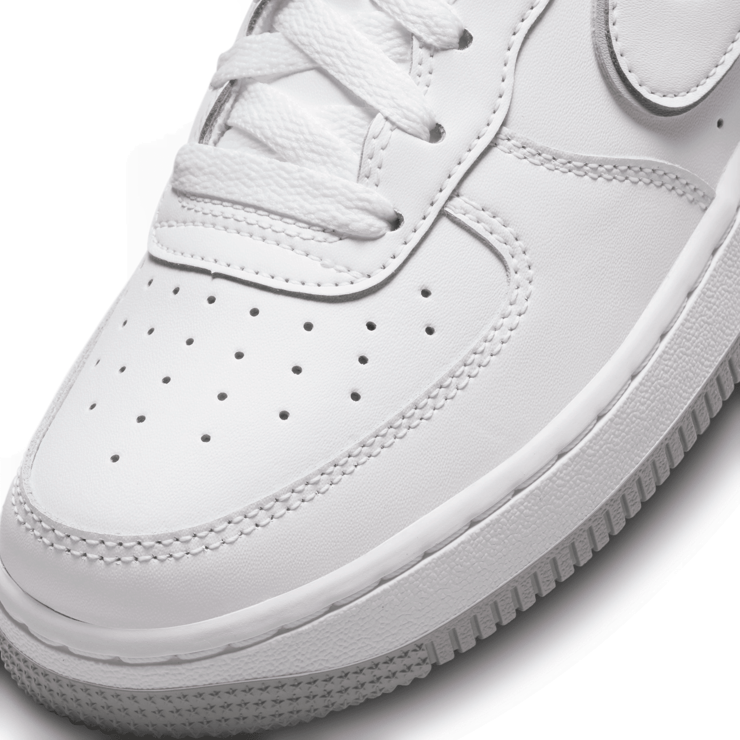 Nike Air Force 1 'White Wolf Grey' (GS) Angle 5