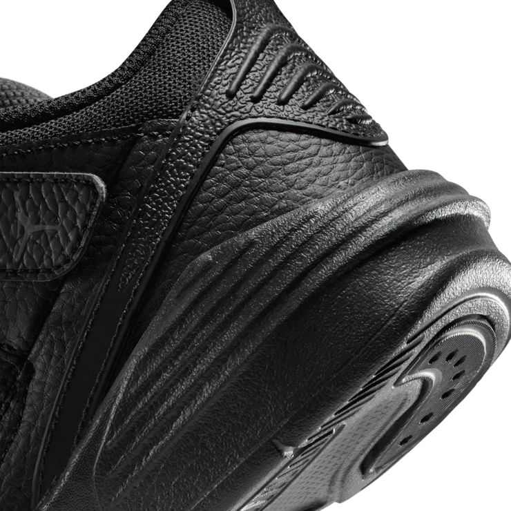 Jordan Max Aura 5  'Black Anthracite' (PS) Angle 6