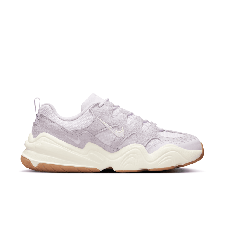 Nike Tech Hera Angle 1