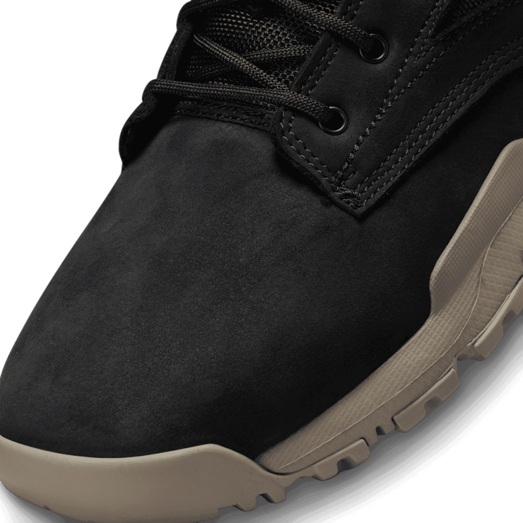 Nike SFB Field 6 Inch Leather Boot 'Black Light Taupe' Angle 4