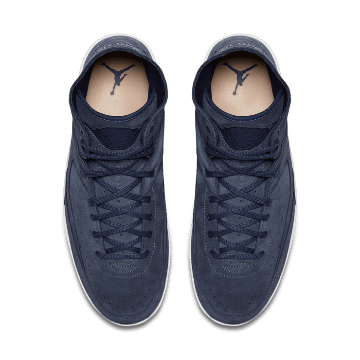 Air Jordan 2 Retro Decon Thunder Blue Angle 1