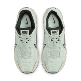 Nike Zoom Vomero 5 Light Silver Chrome (W) Angle 1