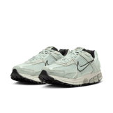 Nike Zoom Vomero 5 Light Silver Chrome (W) Angle 2