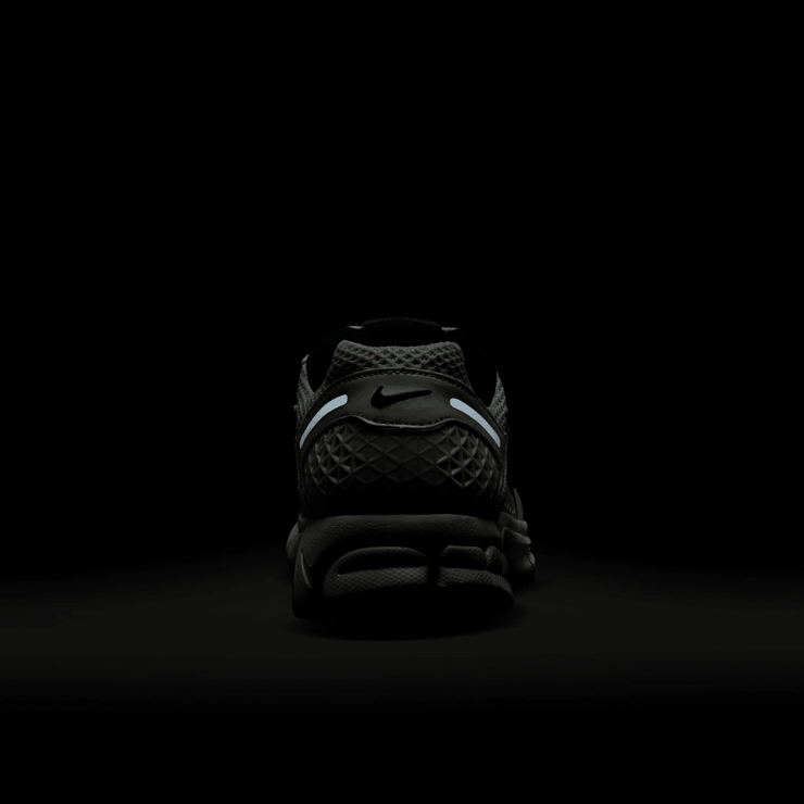 Nike Zoom Vomero 5 Light Silver Chrome (W) Angle 7