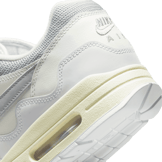 Nike Air Max 1 Patta Waves White Angle 5