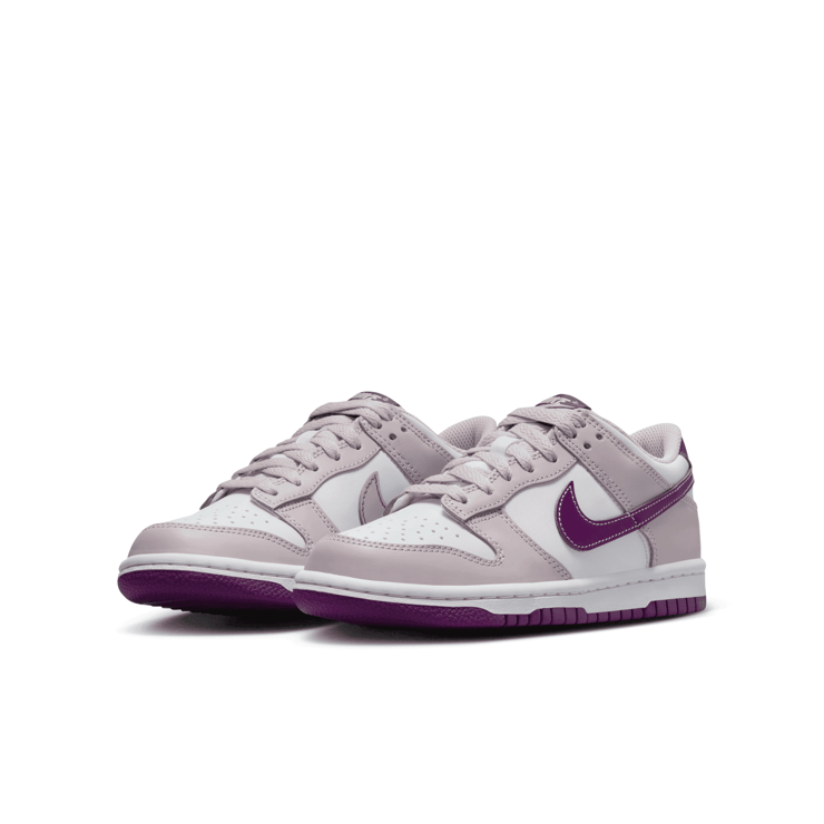 Nike Dunk Low 'Platinum Violet' (GS) Angle 3