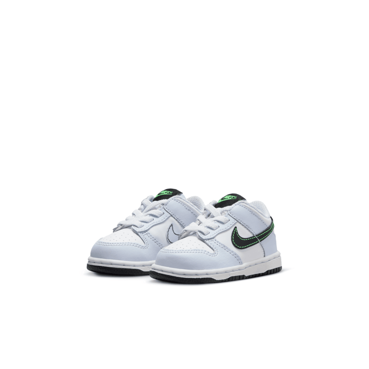 Nike Dunk Low (TD) Angle 3