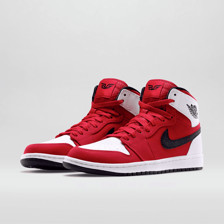 Air Jordan 1 Retro Blake Griffin PE Angle 2