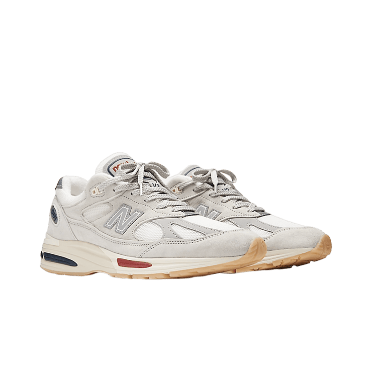 New Balance 991v2 Made in England Vintage Sport Angle 2