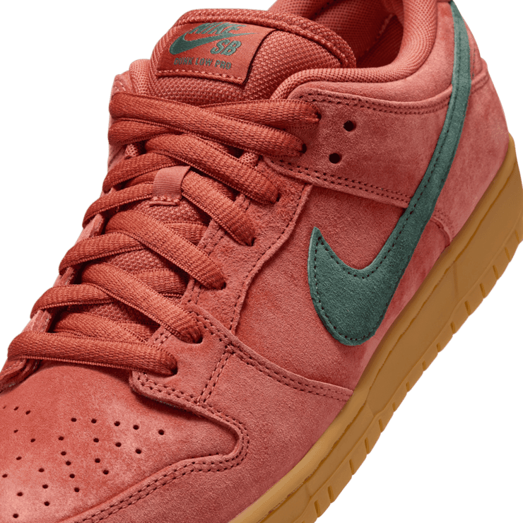 Nike SB Dunk Low Burnt Sunrise Angle 4