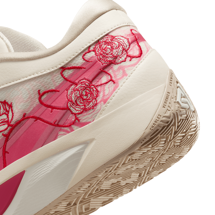 Nike Giannis Freak 6 Roses Angle 5