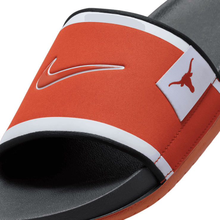 Nike College Offcourt (Texas) Slides Angle 3