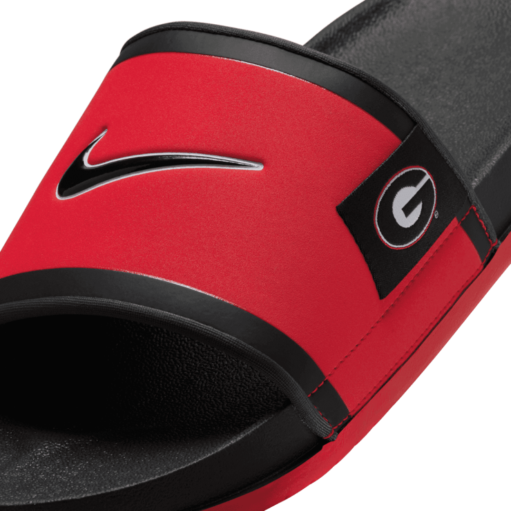 Nike College Offcourt (Georgia) Slides Angle 6