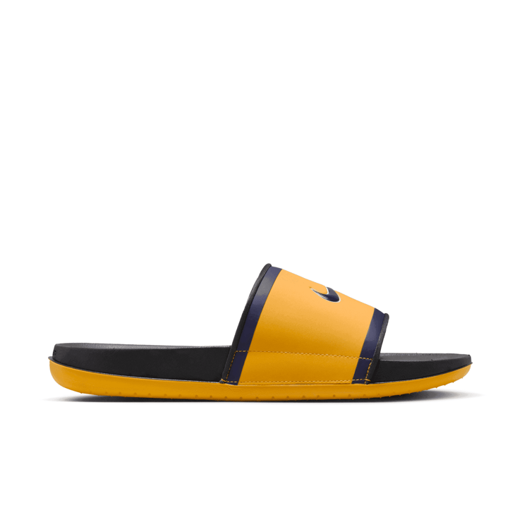 Nike College Offcourt (Michigan) Slides Angle 0