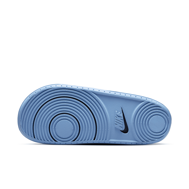 Nike College Offcourt (UNC) Slides Angle 0