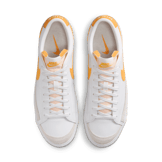 Nike Blazer Low '77 Vintage Angle 1