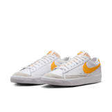 Nike Blazer Low '77 Vintage Angle 2
