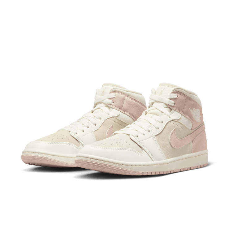 Air Jordan 1 Mid SE 'Seersucker' (W) Angle 2