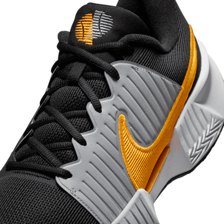 Nike GP Challenge Pro Hard Court Tennis Angle 4