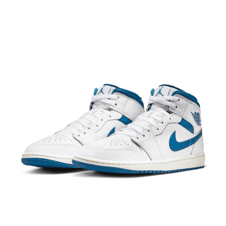 Air Jordan 1 Mid SE Industrial Blue Angle 2