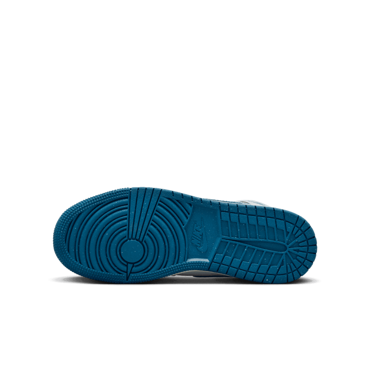 Air Jordan 1 Mid SE Industrial Blue (GS) Angle 0