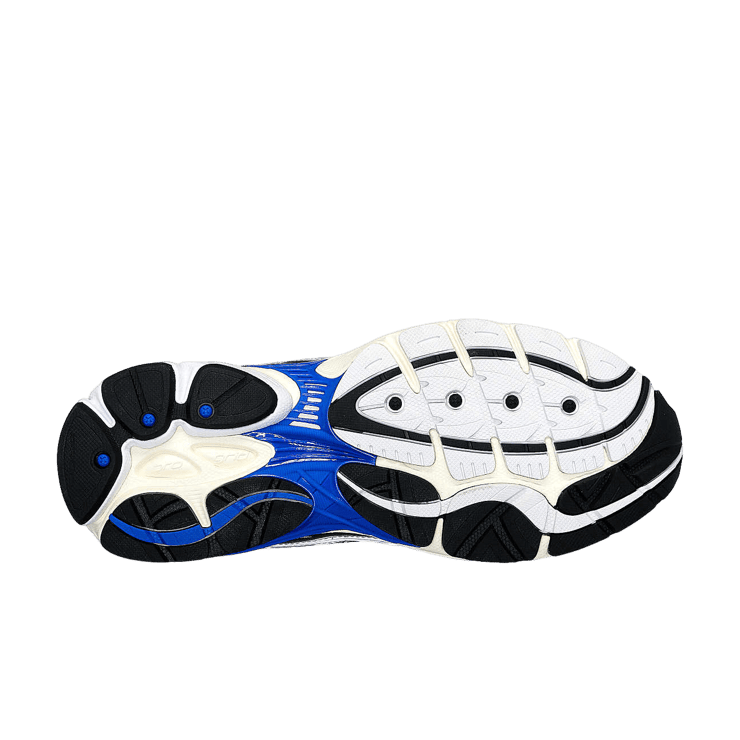 Saucony ProGrid Omni 9 Disrupt Black Brown Angle 4