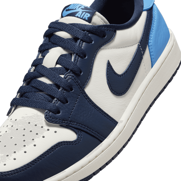 Air Jordan 1 Retro Low OG Obsidian UNC Angle 4