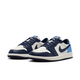 Air Jordan 1 Retro Low OG Obsidian UNC Angle 2