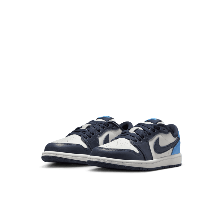 Air Jordan 1 Retro Low OG Obsidian UNC (PS) Angle 2