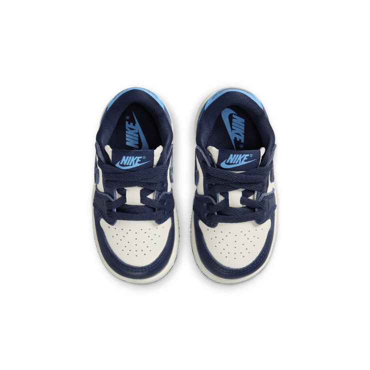Air Jordan 1 Retro Low OG Obsidian UNC (TD) Angle 1