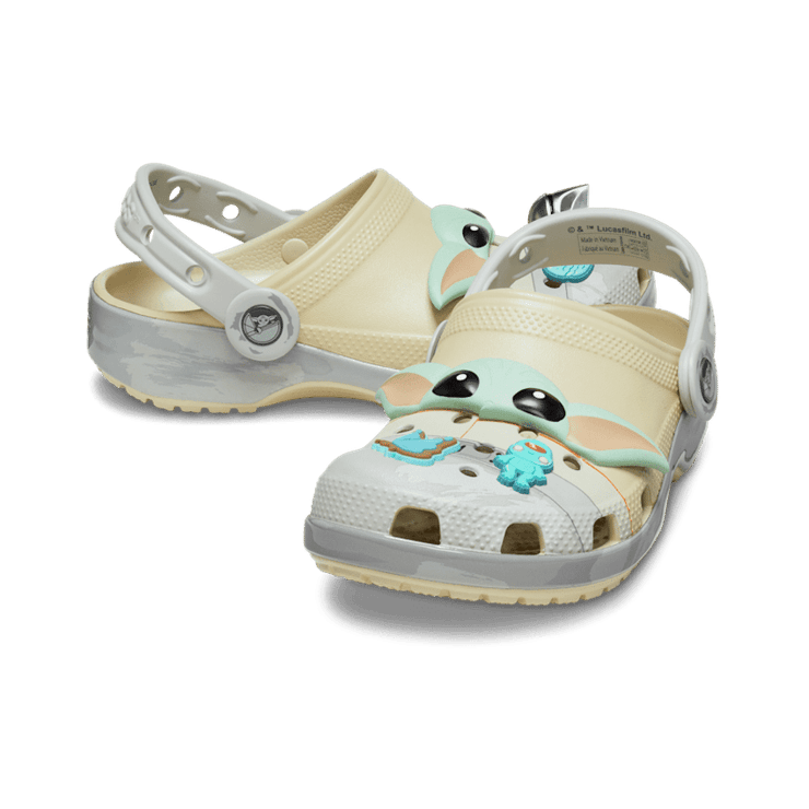 Crocs Classic Clog Star Wars Grogu (GS) Angle 0