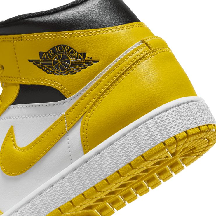 Air Jordan 1 Mid Vivid Sulfur (W) Angle 5