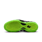 Nike Air Foamposite One Black Volt Angle 1
