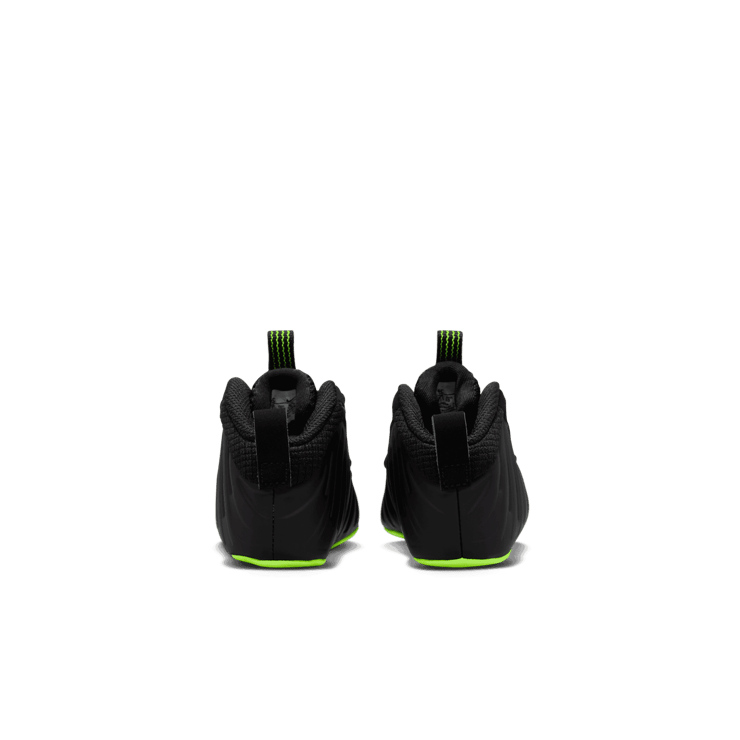 Nike Little Posite One Black Volt (CB) Angle 3