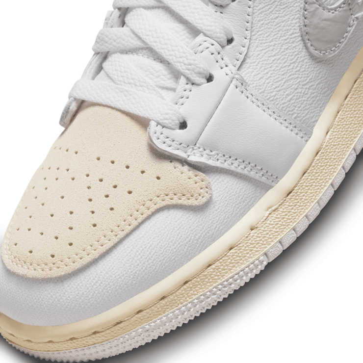 Air Jordan 1 Mid SE Craft 'Inside Out - White Sail' (GS) Angle 5