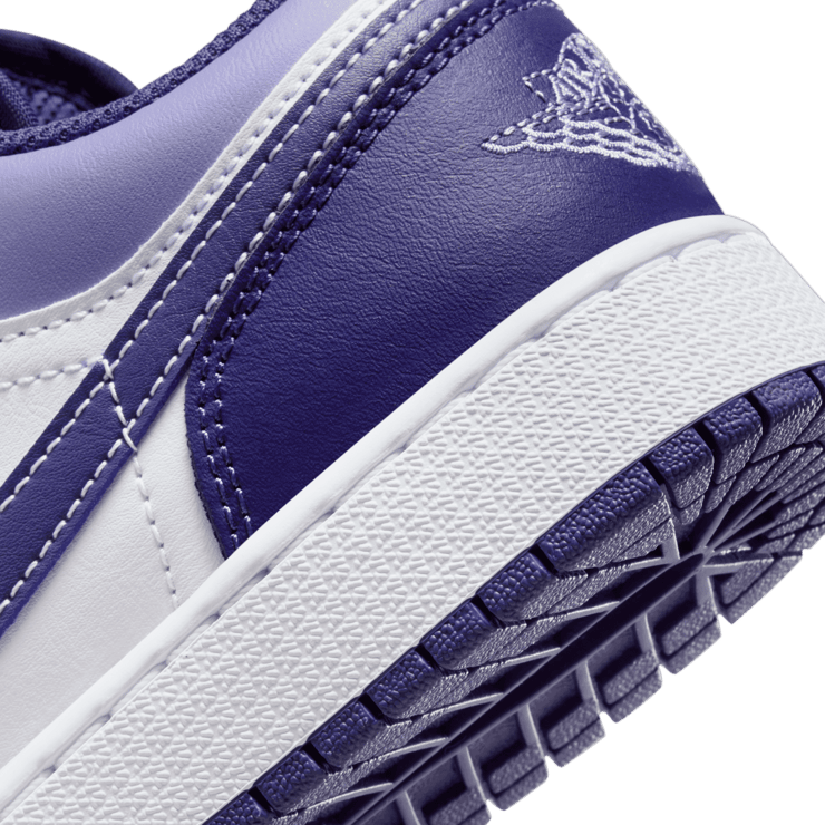 Air Jordan 1 Low  'Sky J Purple' (GS) Angle 5