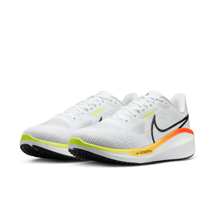 Nike Vomero 17 Road Angle 3