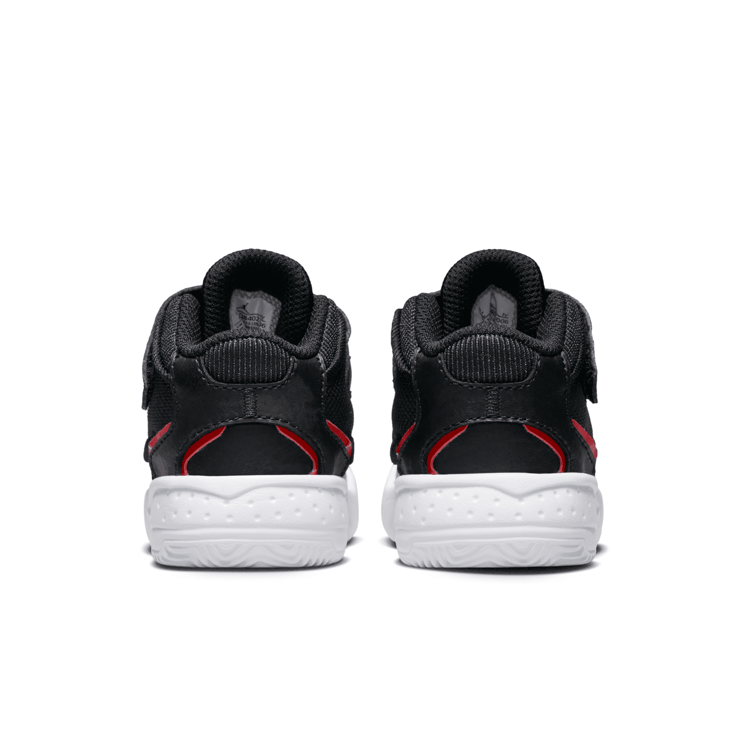 Jordan Max Aura 4  'Bred' (TD) Angle 4