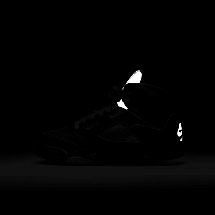 Air Jordan 5 Retro OG Black Metallic (GS) Angle 9