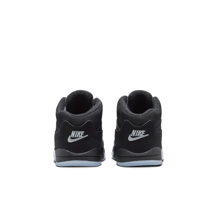 Air Jordan 5 Retro OG Black Metallic (TD) Angle 3