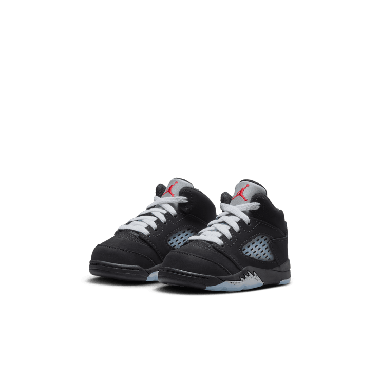 Air Jordan 5 Retro OG Black Metallic (TD) Angle 2