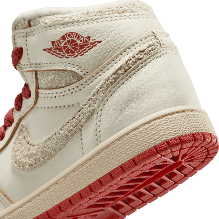 Air Jordan 1 Retro High OG Sail Cinnabar (PS) Angle 5