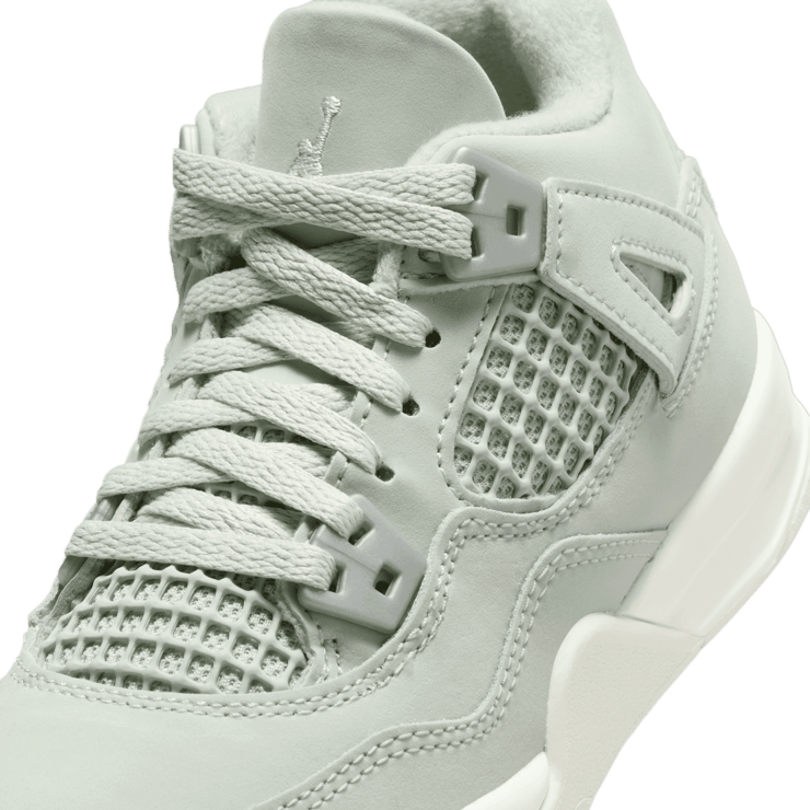 Air Jordan 4 Retro Abundance (PS) Angle 4