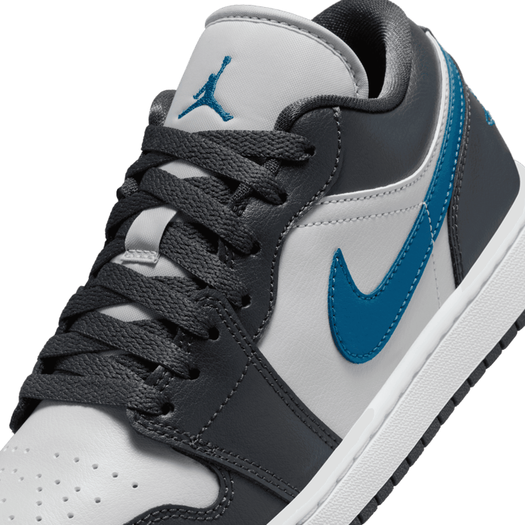 Air Jordan 1 Low 'Anthracite Industrial Blue' (W) Angle 4