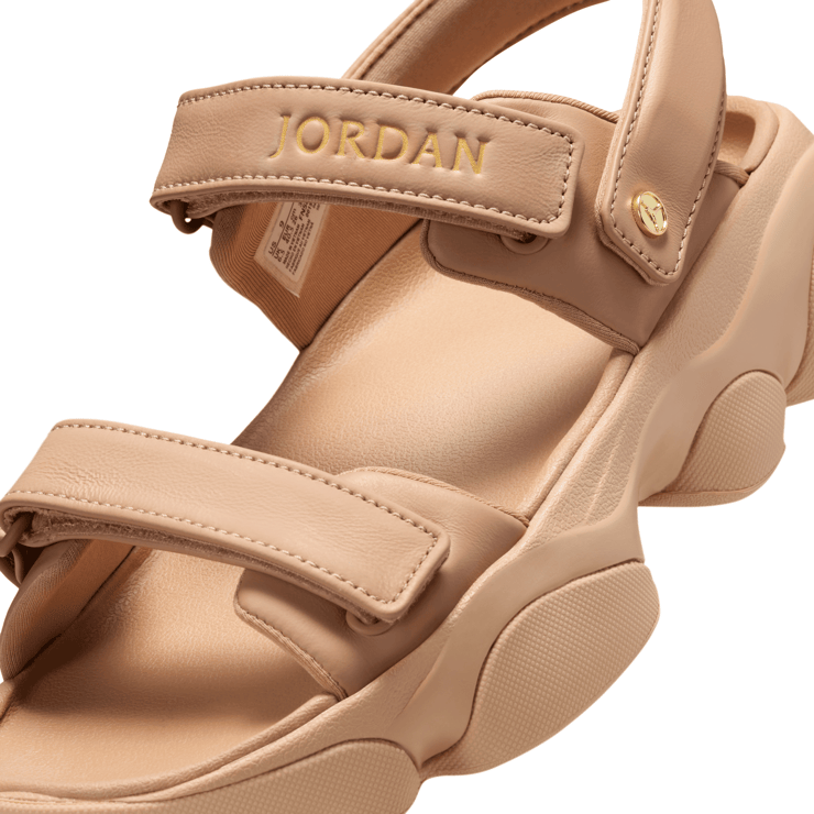 Jordan Deja Sandal 'Legend Medium Brown' (W) Angle 4