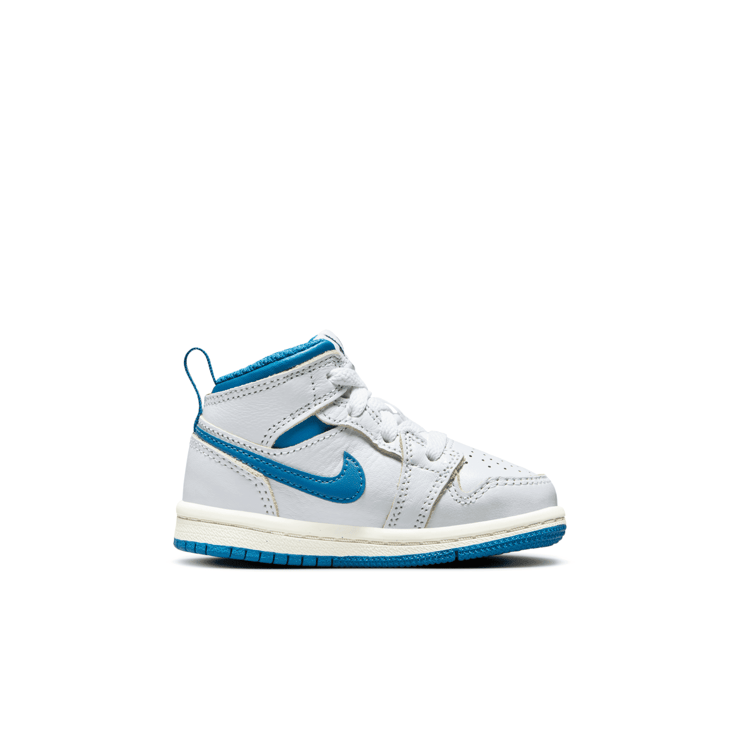 Jordan 1 Mid SE (TD) Angle 1