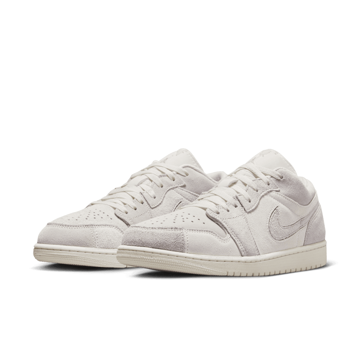 Air Jordan 1 Low SE Craft 'Pale Ivory' Angle 2