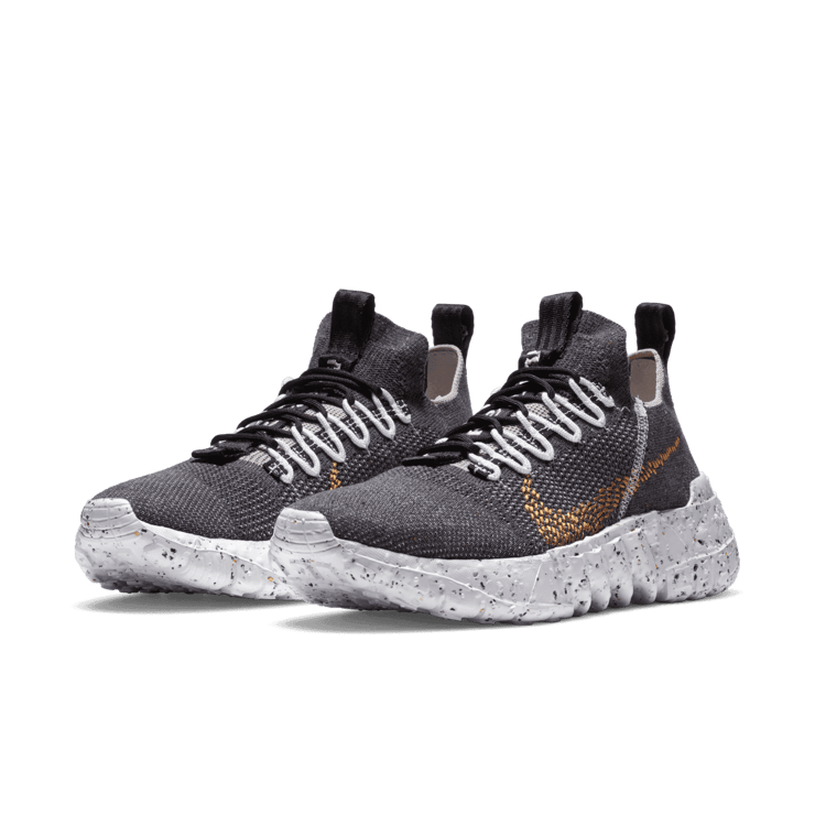Nike Space Hippie 01 Black Wheat Angle 2